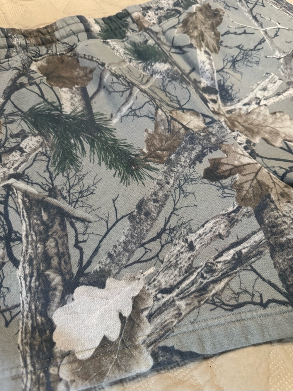 Hollister Camo Tree Print Drawstring Shorts Small - Picture 5 of 7